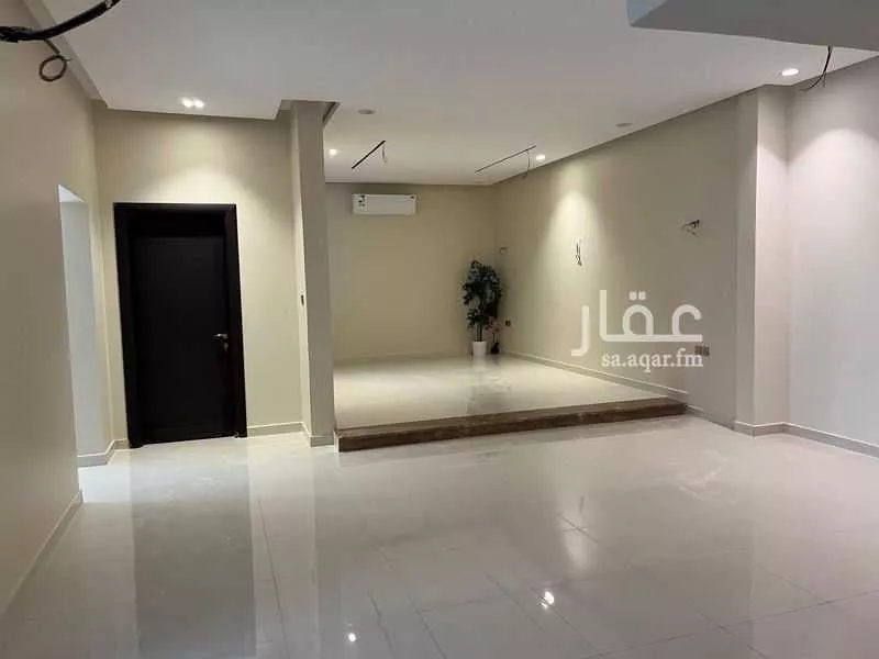 عمارة 625 م² في طيبة 6