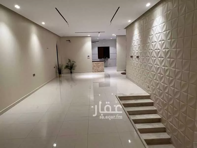 عمارة 625 م² في طيبة 7