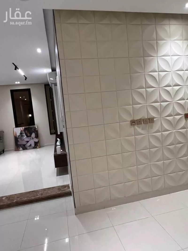 عمارة 625 م² في طيبة 8