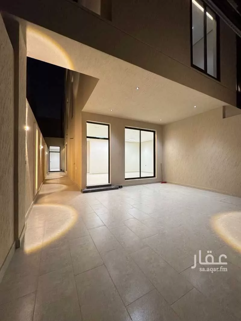 5 bedroom floor in Al Janadriyah 1