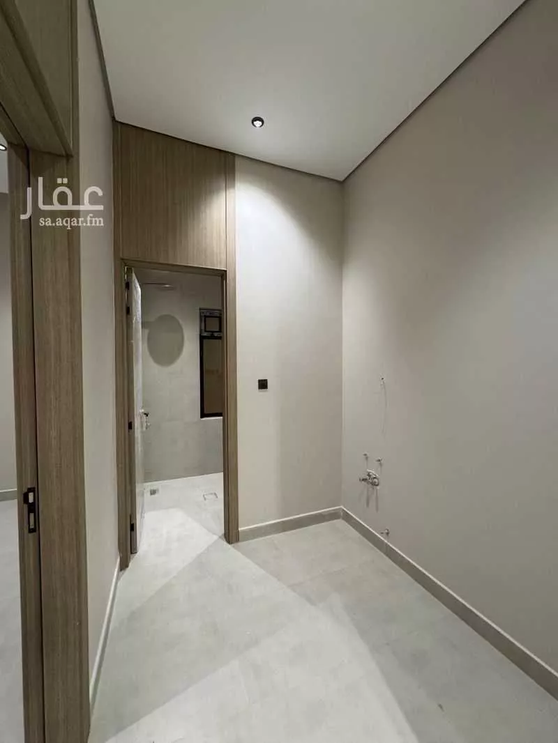 5 bedroom floor in Al Janadriyah 13