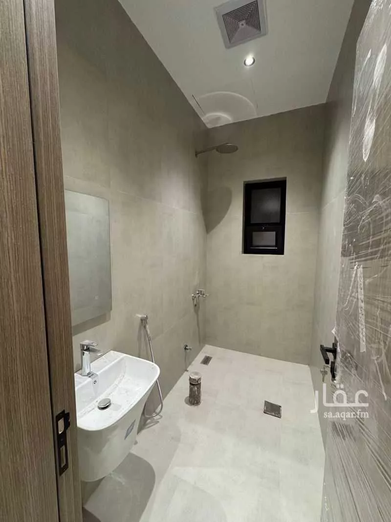 5 bedroom floor in Al Janadriyah 19