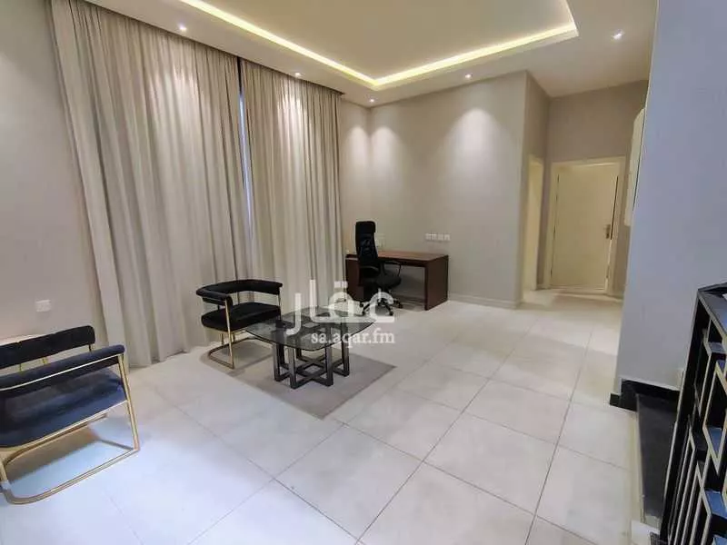 فيلا 4 غرف في المنتزة 25