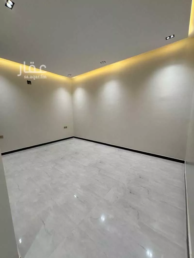 4 bedroom floor in Al Janadriyah 11