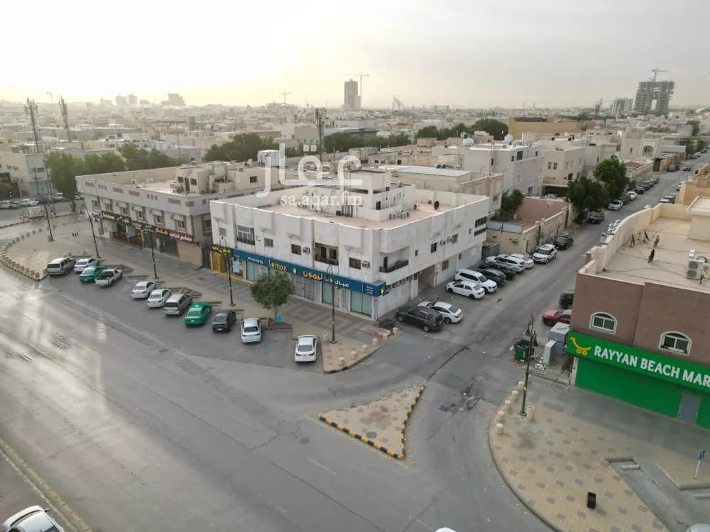 عمارة 945 م² في الملك فهد 2