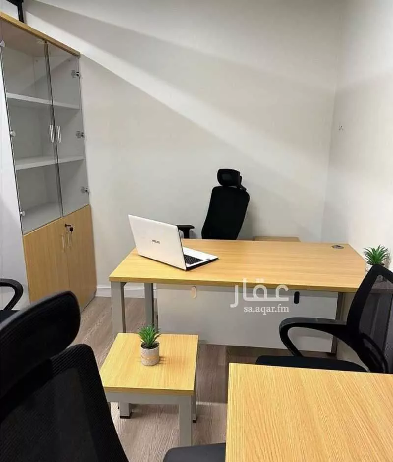 مكتب 5000 م² في الدريهمية 8