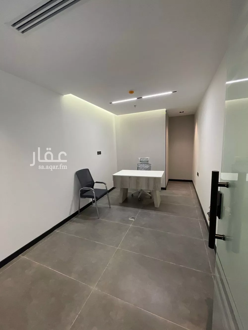 مكتب 164 م² في الملقا 6