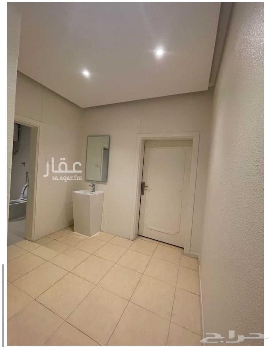 3 bedroom villa in Al Janadriyah 4