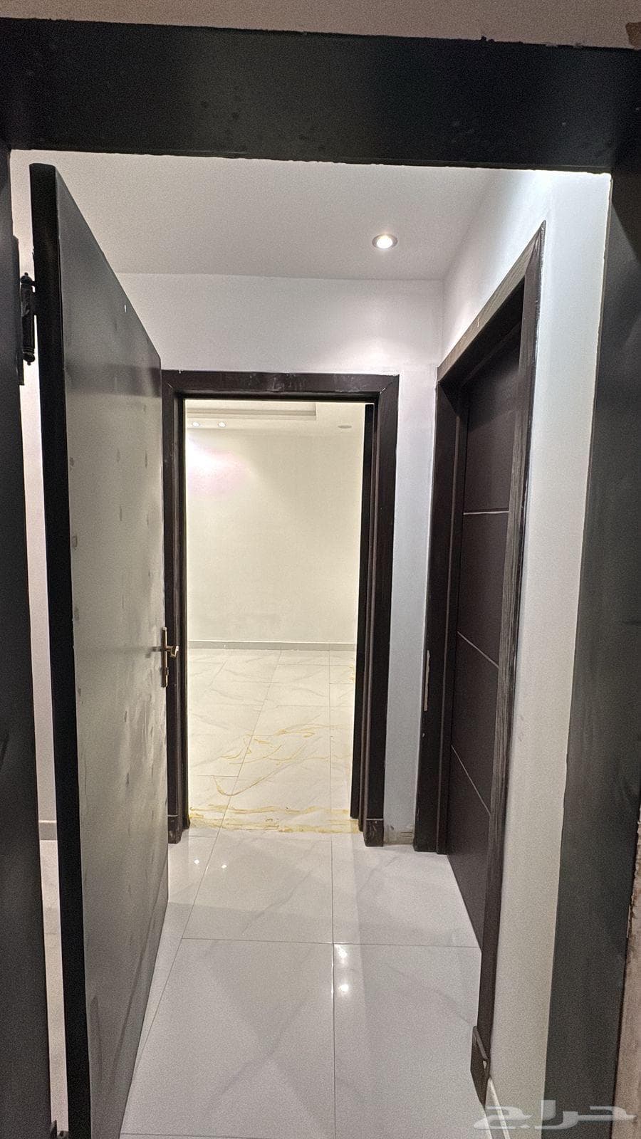 شقة 6 غرف في الرمال 2