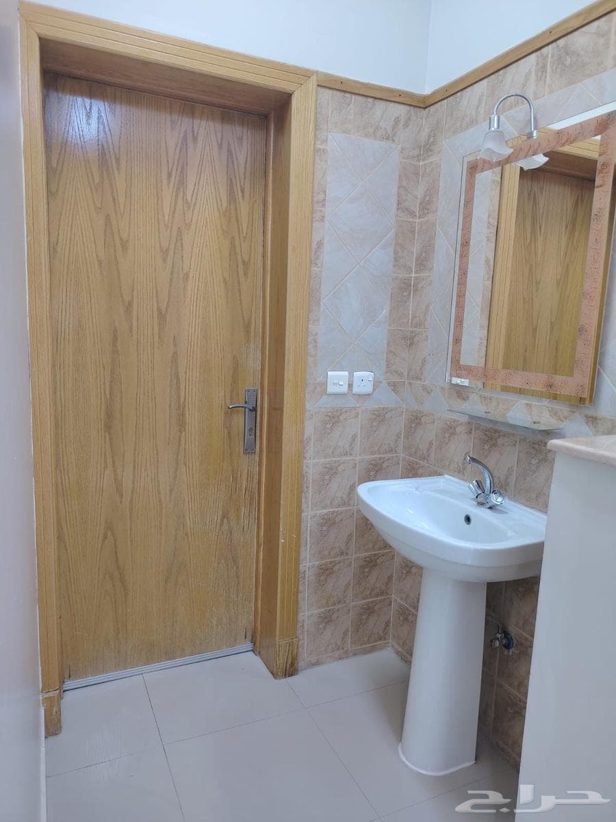 شقة 3 غرف في السلام 5