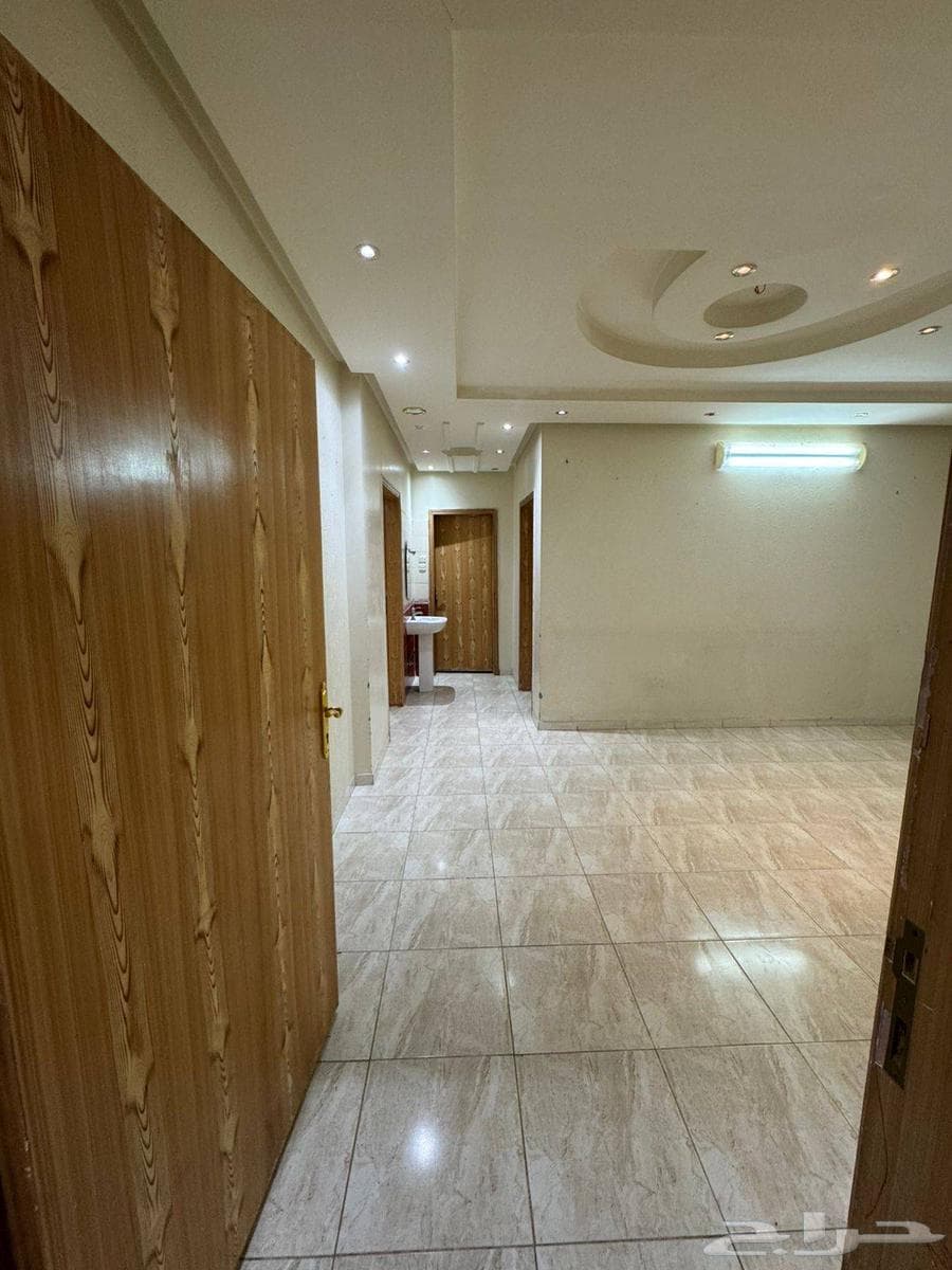 شقة 2 غرف في الرمال 1