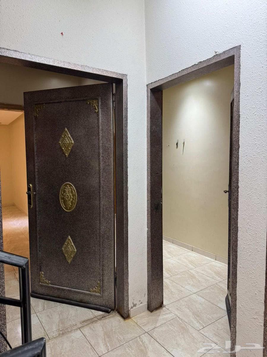 شقة 2 غرف في الرمال 6