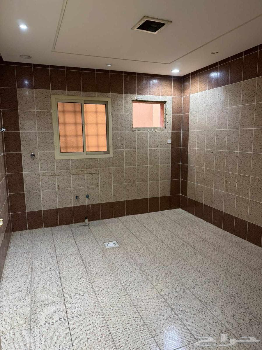 شقة 2 غرف في الرمال 7