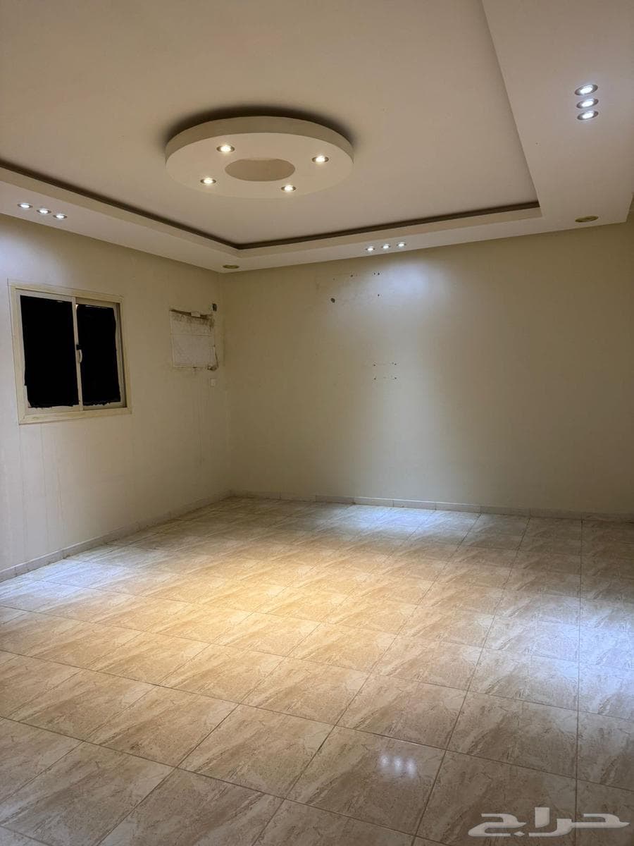 شقة 2 غرف في الرمال 8