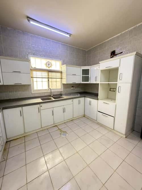 شقة 3 غرف في القادسية 2