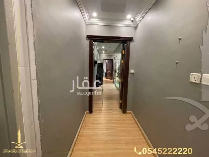 مكتب 660 م² في البساتين 9