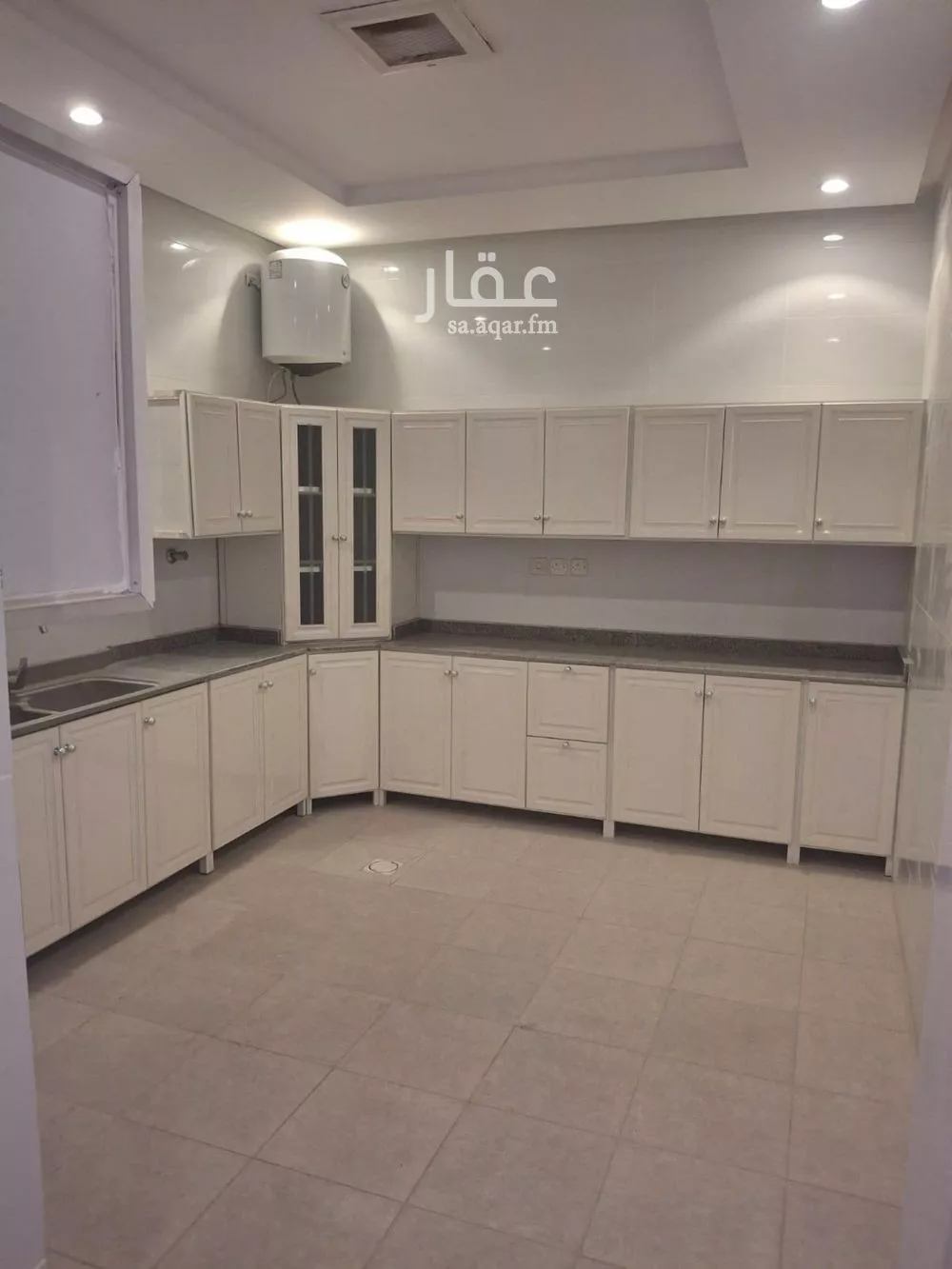 3 bedroom floor in Al Yasmin 3