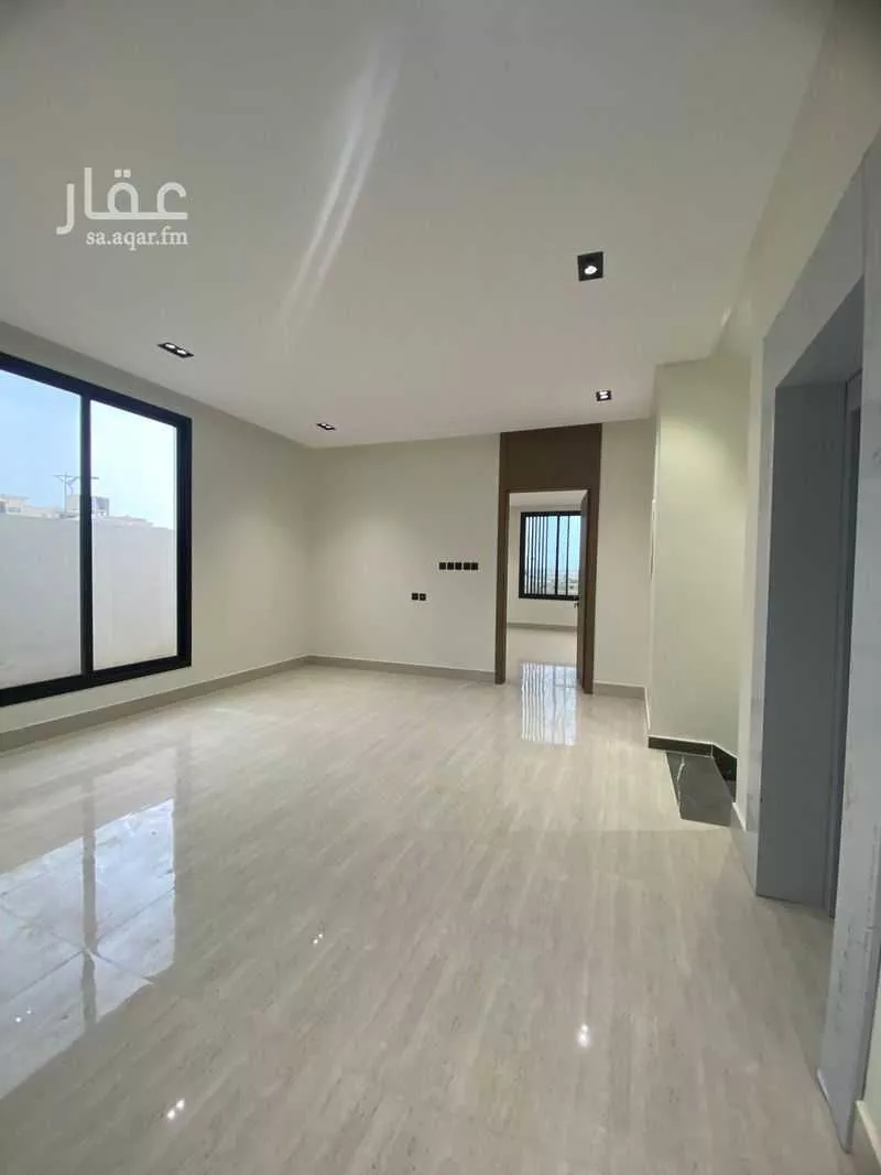 5 bedroom villa in Tuwaiq 12