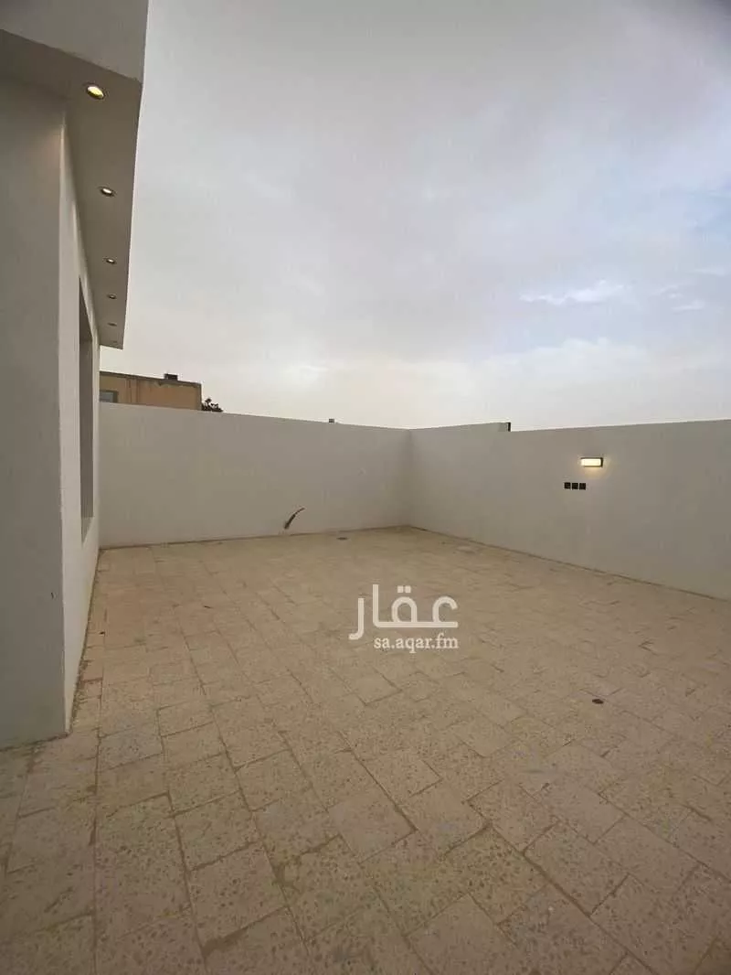 5 bedroom villa in Tuwaiq 9