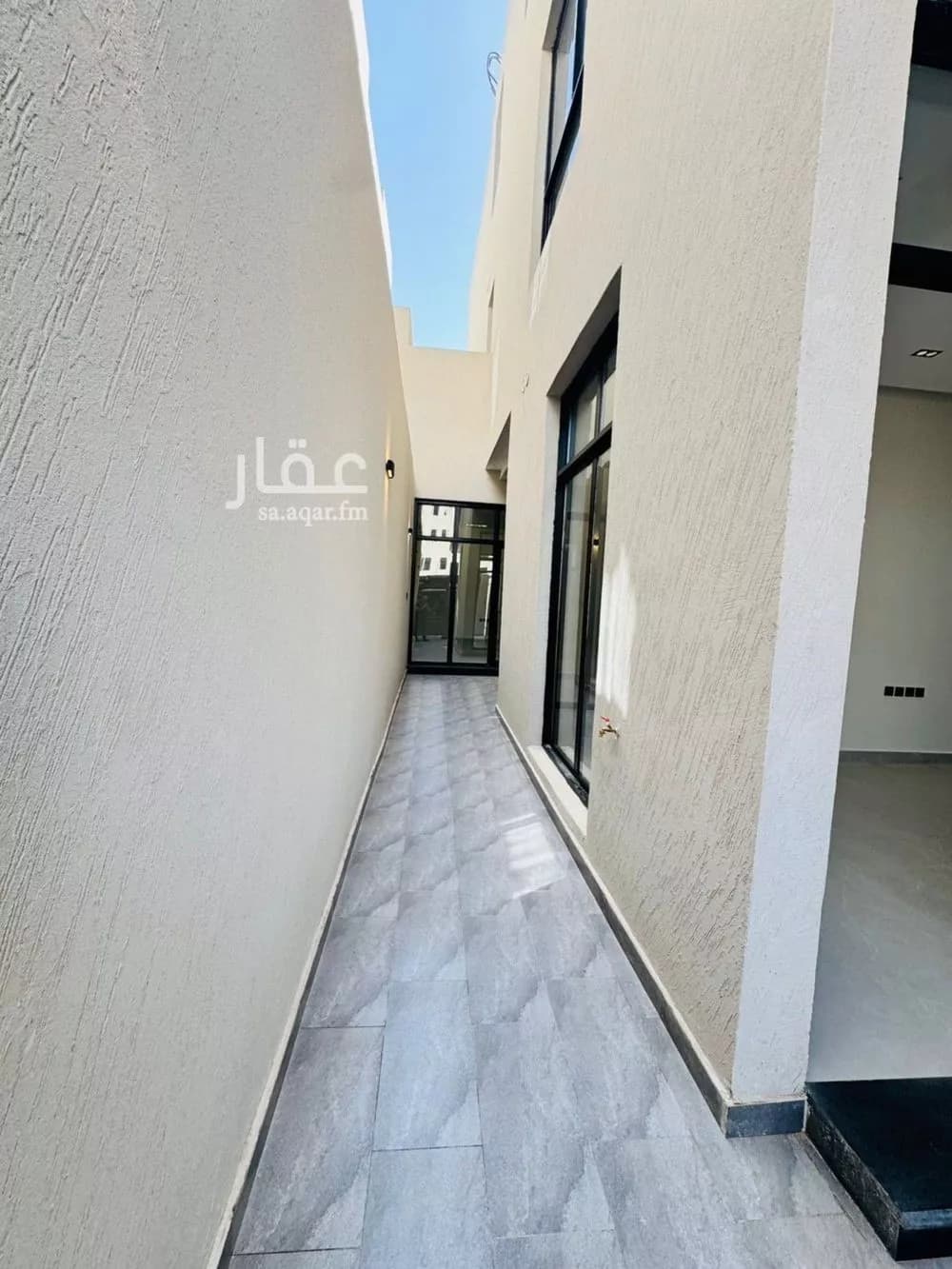 5 bedroom villa in King Faisal, Riyadh 3