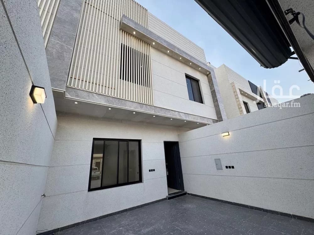 فيلا 5 غرف في عكاظ 3