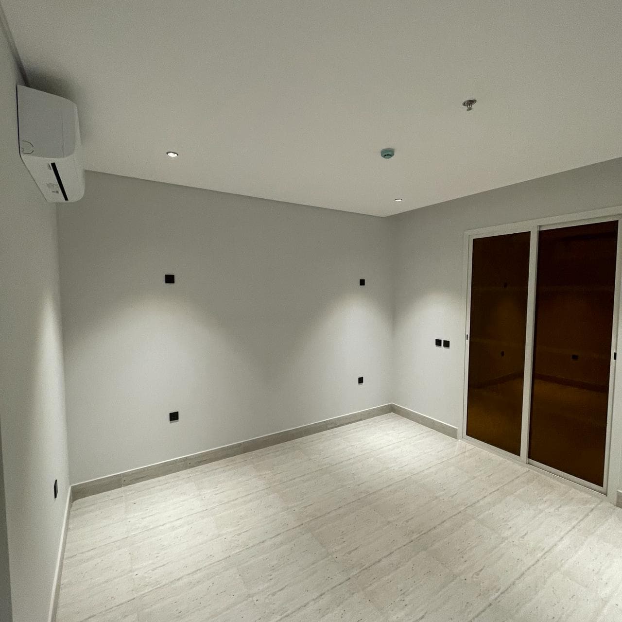 3 bedroom apartment in Al Hamra 3