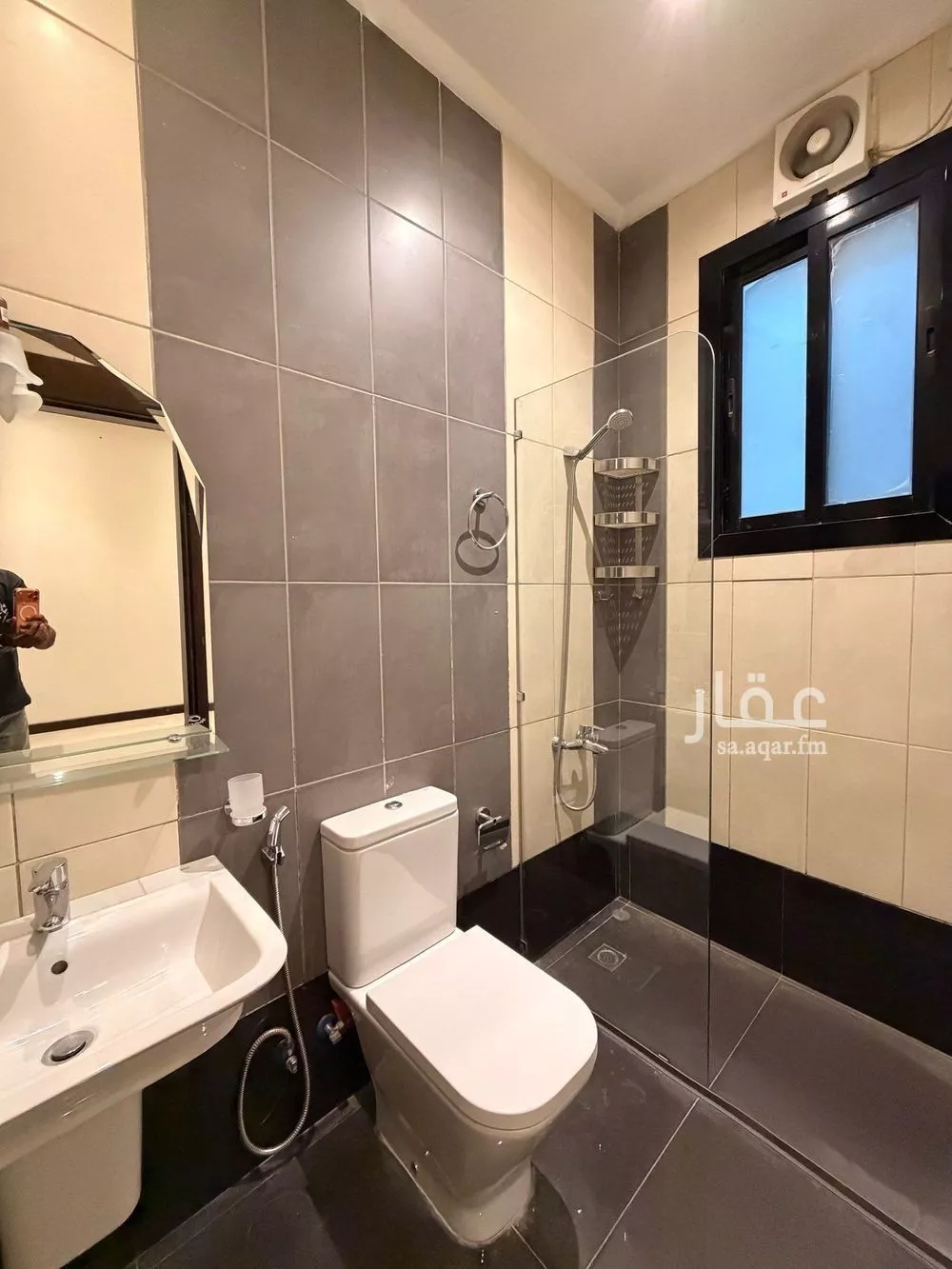 2 bedroom apartment in Al Zahra 11
