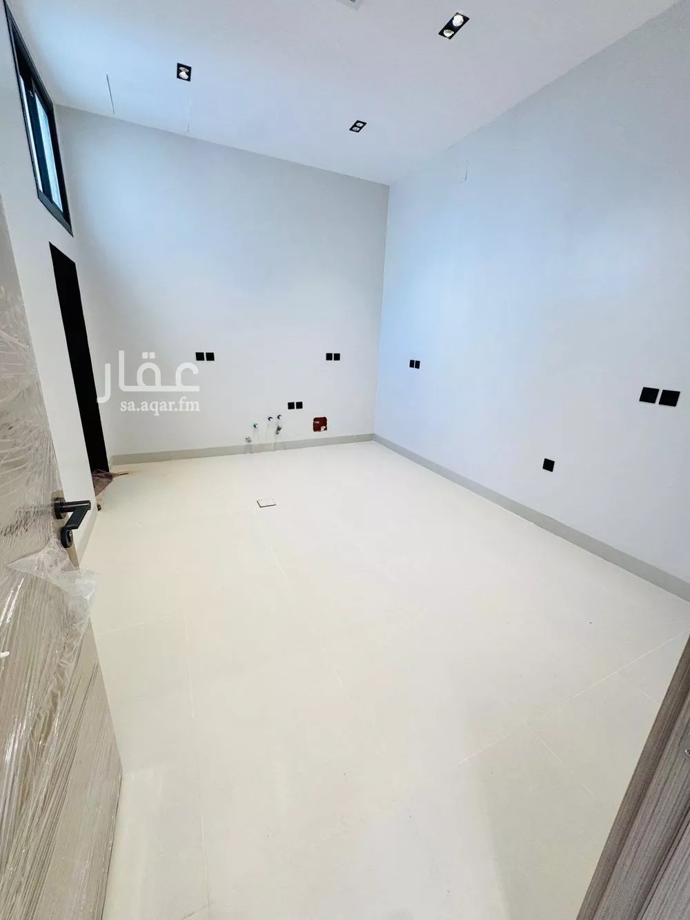 فيلا 5 غرف في المعيزلة 8