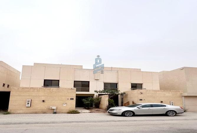 فيلا 3 غرف في العاصمة