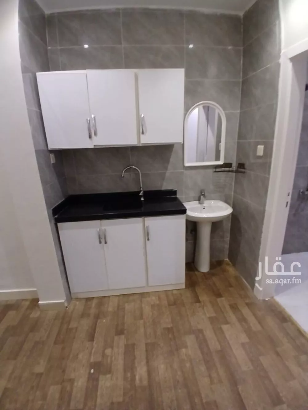 شقة 1 غرف في الفلاح 2