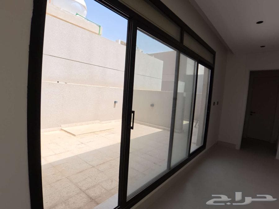 فيلا 8 غرف في النرجس 50