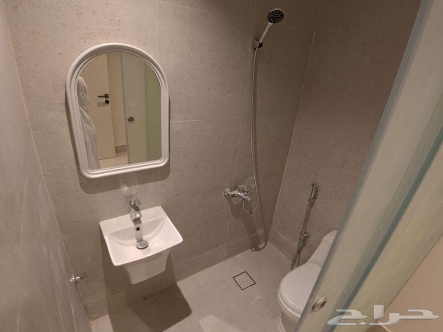 فيلا 8 غرف في النرجس 56