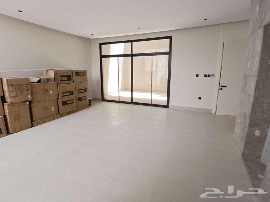 فيلا 8 غرف في النرجس 9