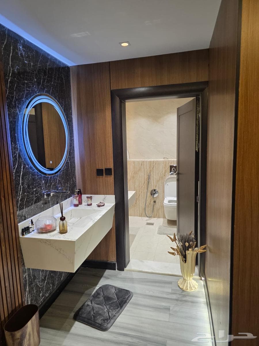 5 bedroom villa in Al Olaya 13