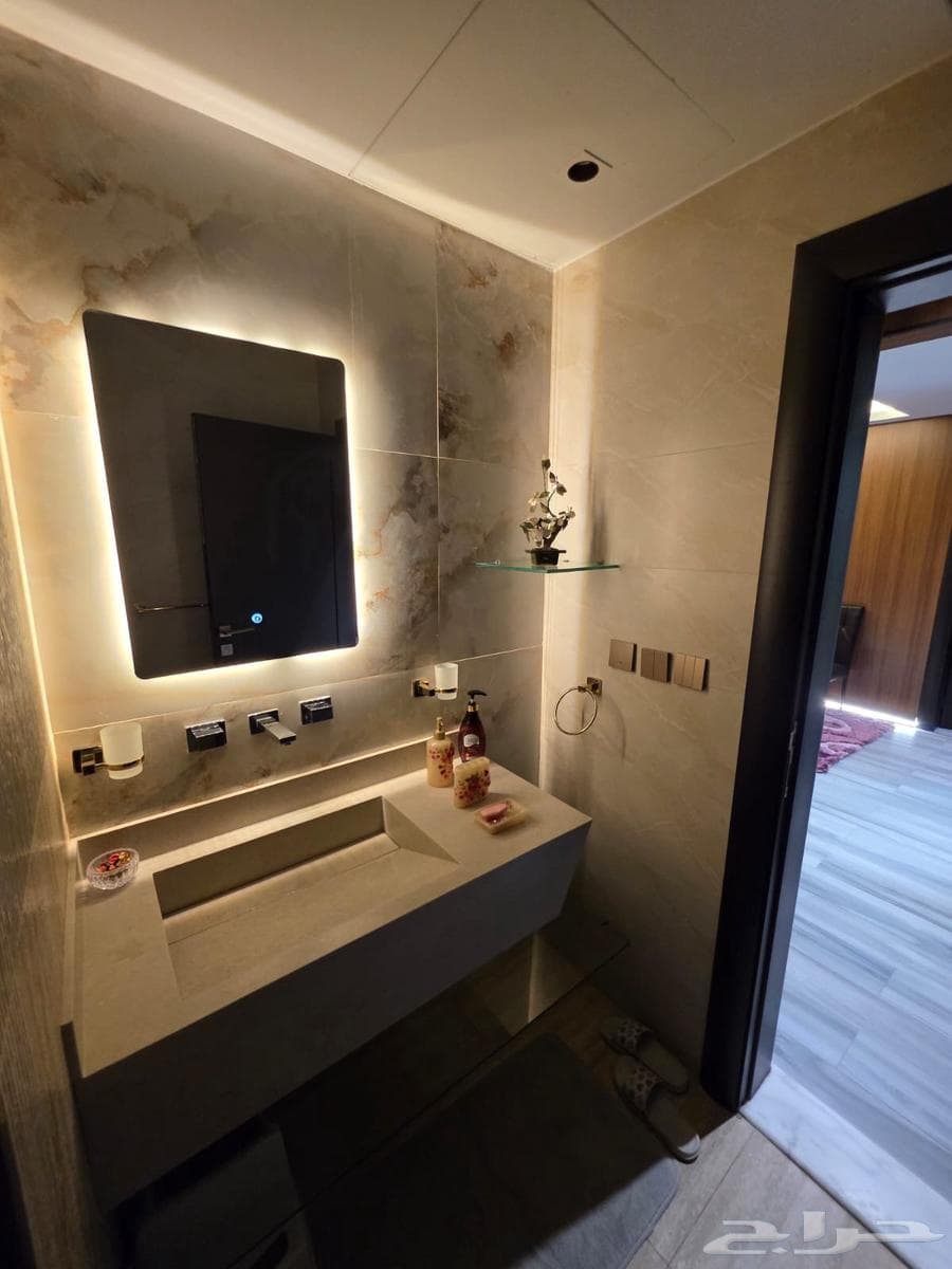 5 bedroom villa in Al Olaya 7