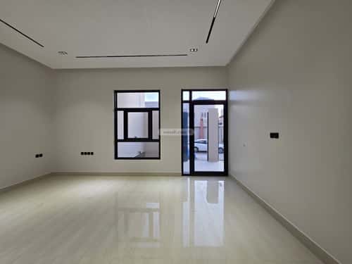 6 bedroom villa in King Faisal 4