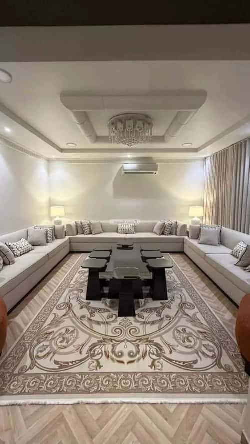 8 bedroom villa in Ishbiliyah 5