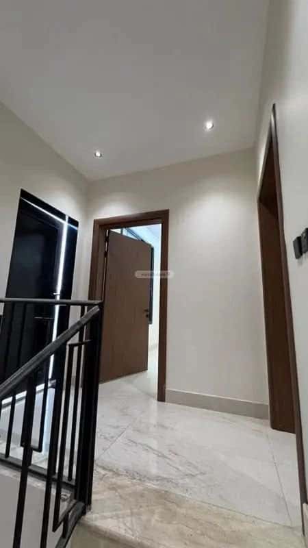 8 bedroom villa in Al Rimal 1