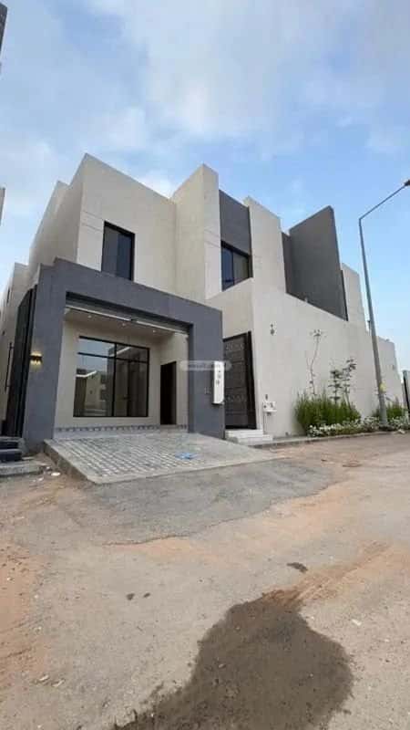 8 bedroom villa in Al Rimal 2