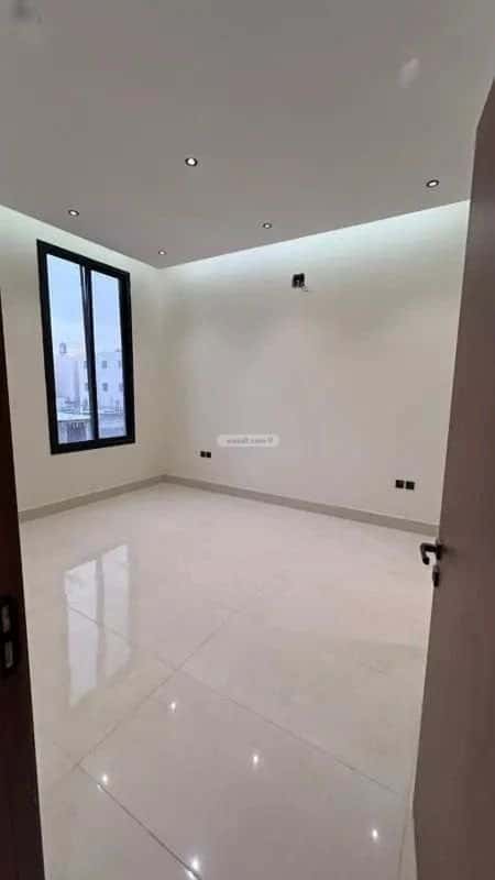 8 bedroom villa in Al Rimal 10