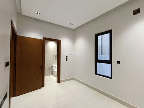 فيلا 5 غرف في الملك فيصل 13