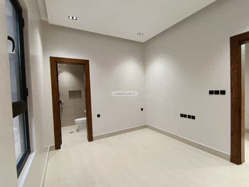 فيلا 5 غرف في الملك فيصل 14