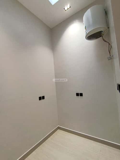 فيلا 5 غرف في الملك فيصل 3