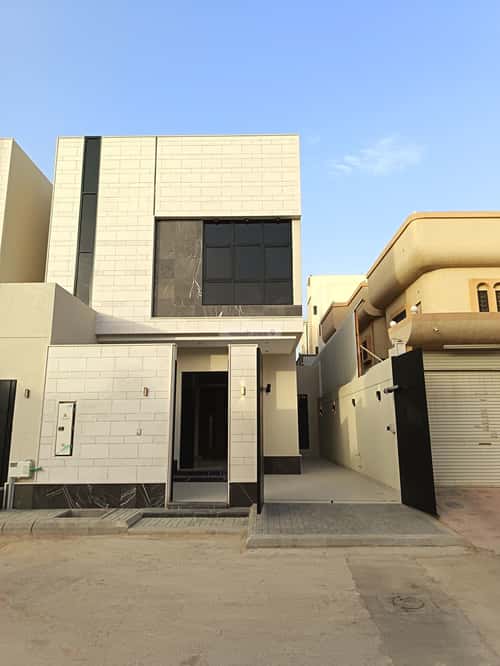 فيلا 5 غرف في الملك فيصل 8