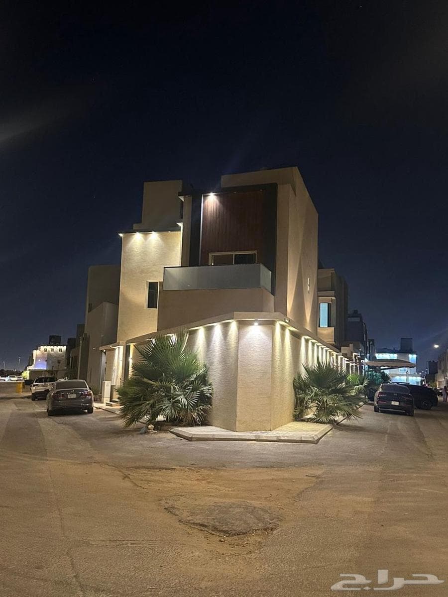 فيلا 6 غرف في الرمال 1