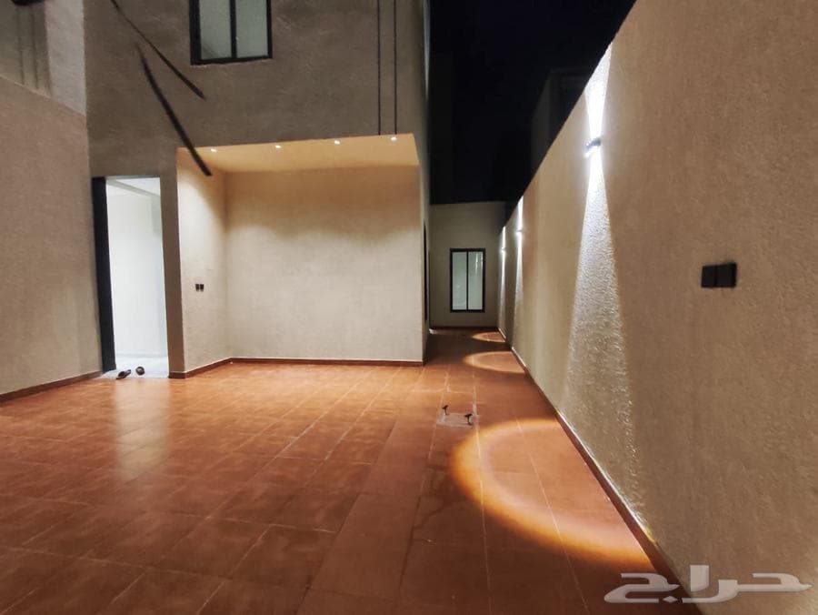 6 bedroom villa in Al Janadriyah 2