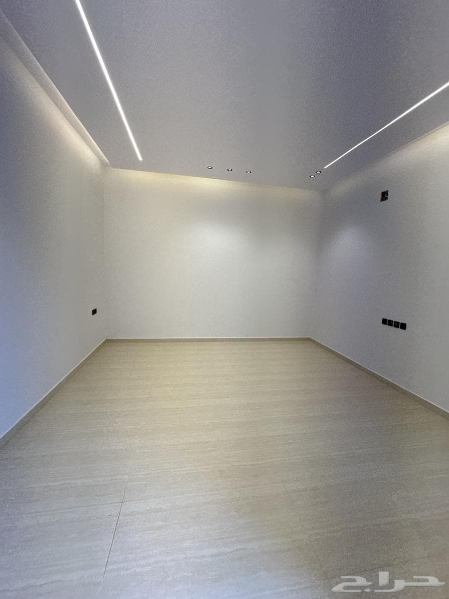 7 bedroom villa in Al Janadriyah 2