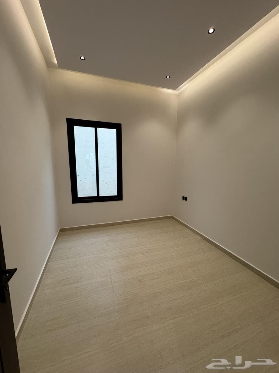 7 bedroom villa in Al Janadriyah 11