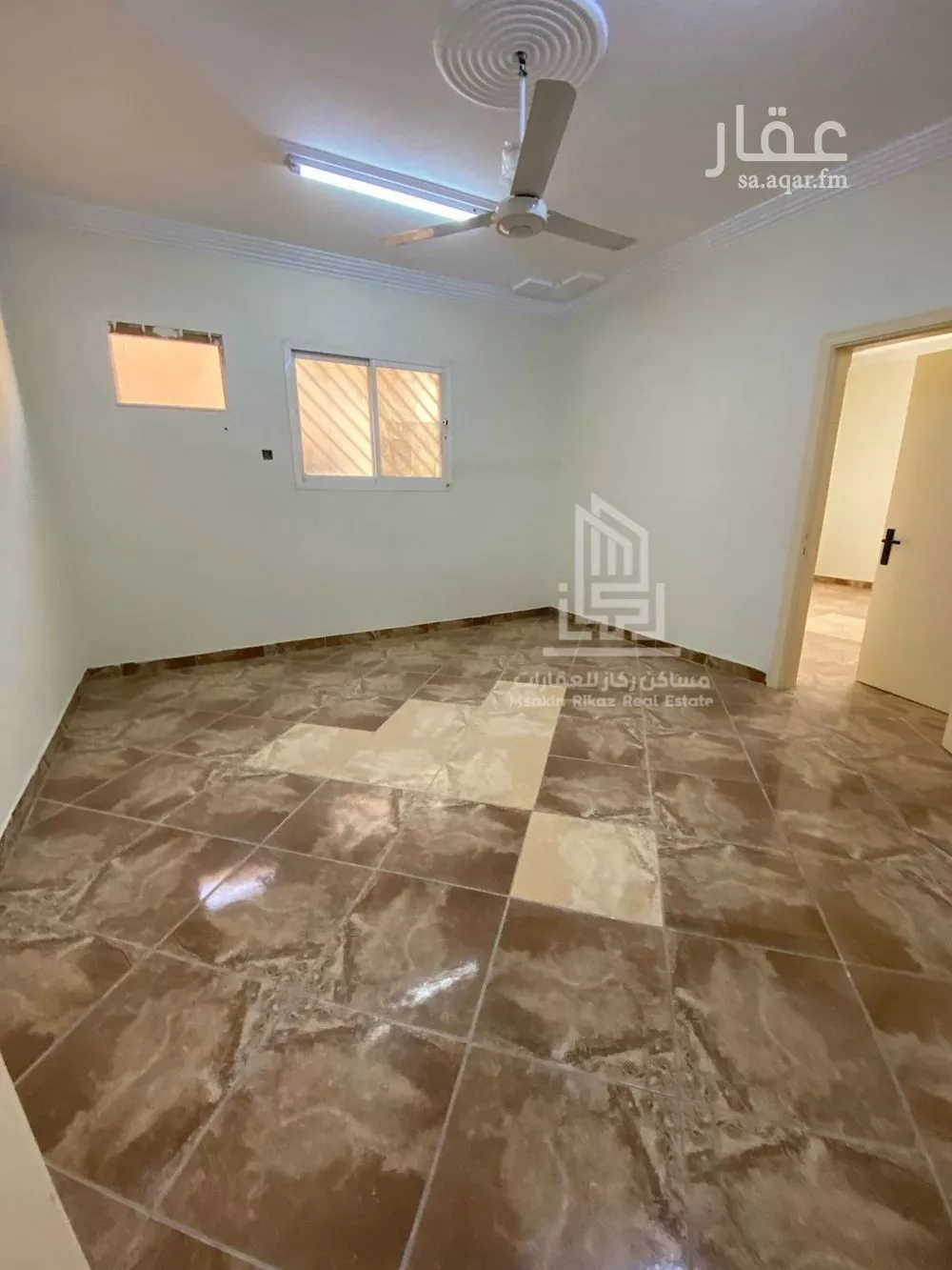 شقة 5 غرف في السلام 4