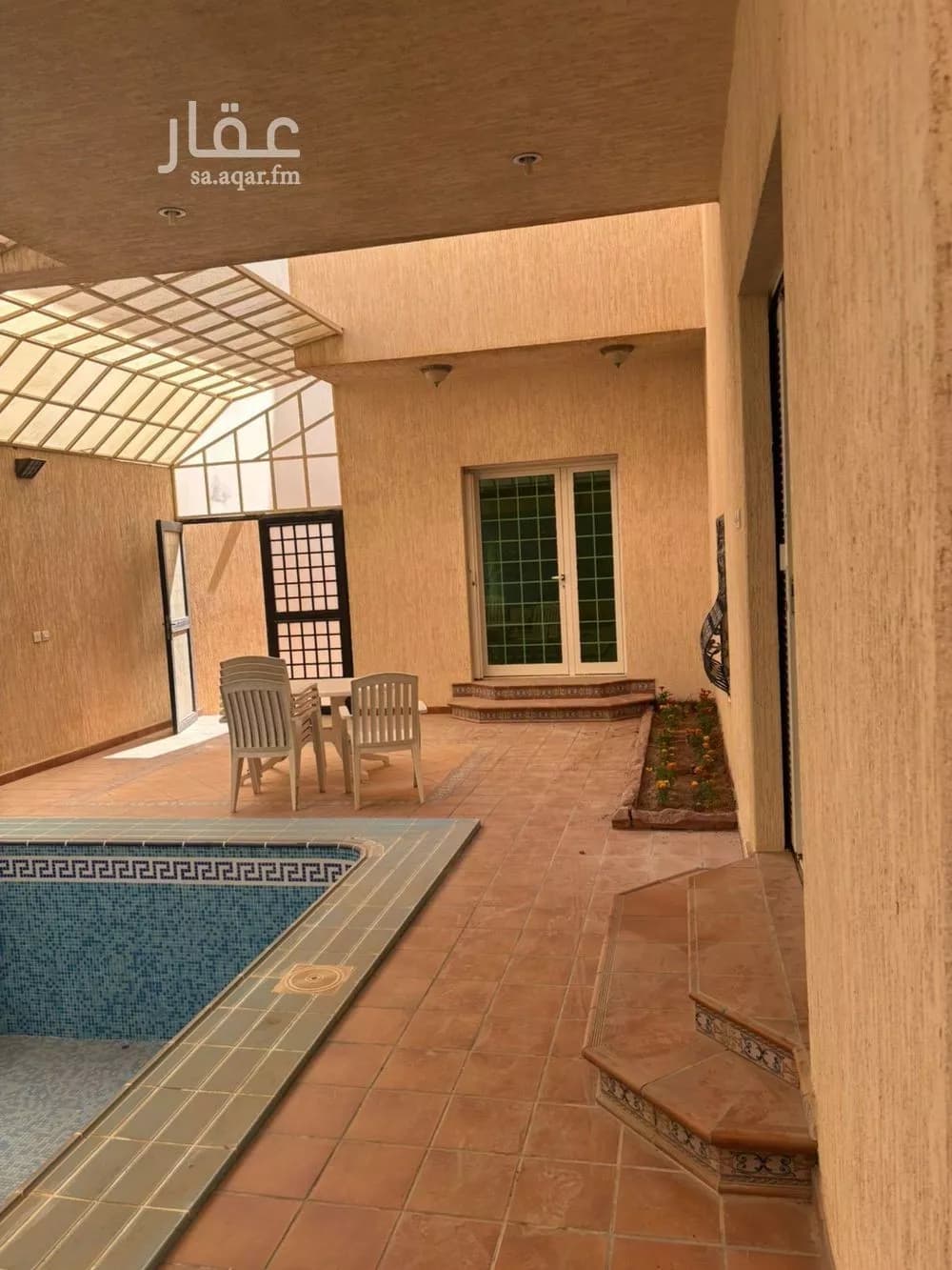 فيلا 6 غرف في العقيق 1